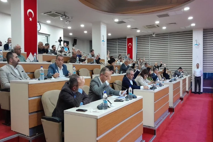 AK Parti’den Kurultay’lı değişim mesajı: İzmir için de değişim geliyor! haberinin görseli