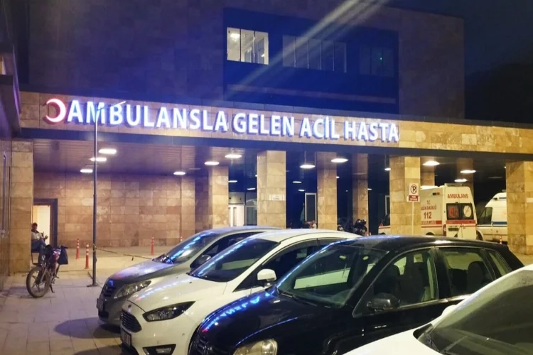 Hatay'da birbiriyle bağlantılı 2 silahlı kavgada 3 kişi yaralandı haberinin görseli
