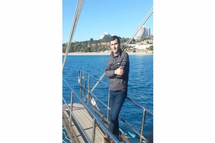 Seyir halindeki motosikletten düşen şahıs öldü haberinin görseli