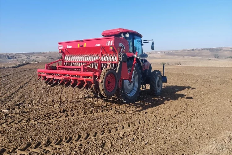 Tekirdağ'da buğday toprakla buluştu