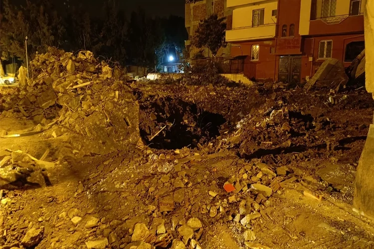 Hatay’da 275 gün sonra enkazdan ceset çıktı haberinin görseli