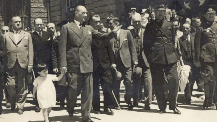 23nisanatatürk