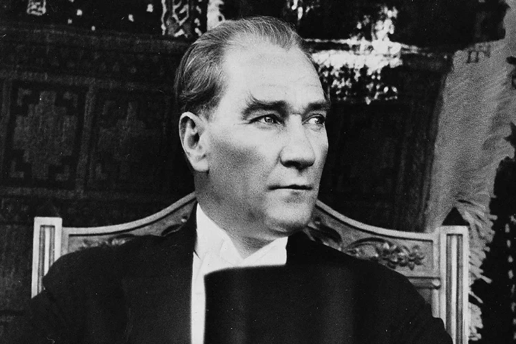 10 Kasım Atatürk'ün vefatının kaçıncı yıl dönümü? haberinin görseli