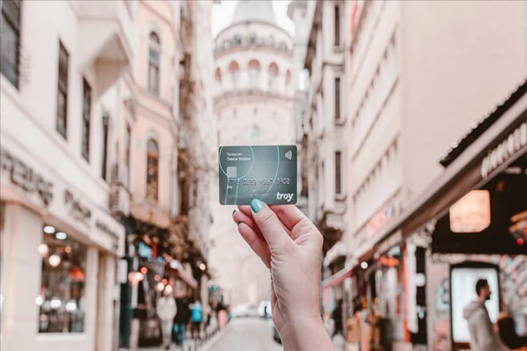 İstanbul'da maaş ödemeleri TROY kartla yapılacak