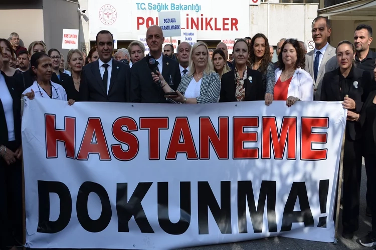 İYİ Partili Ümit Özlale’den Bozyaka Devlet Hastanesi çıkışı haberinin görseli