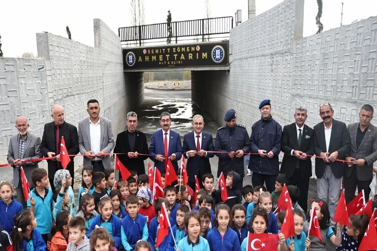 Kütahya'da Şehit Ahmet Tarım alt geçiti hizmete açıldı haberinin görseli