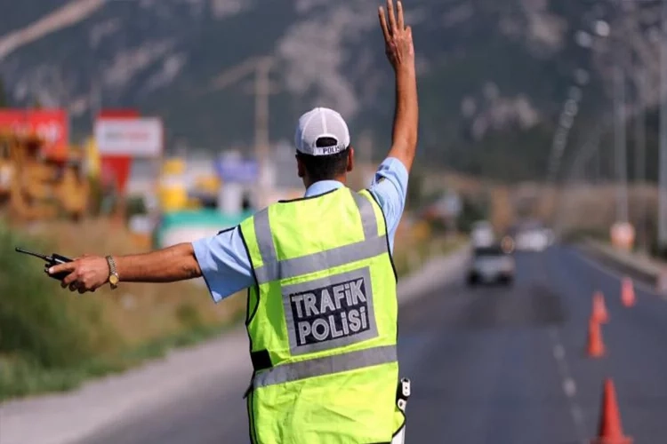 İzmirliler dikkat! O yollar kapalı olacak haberinin görseli