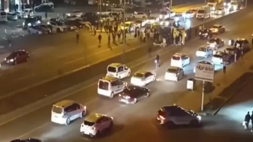 Batman’da zincirleme kaza : Otomobiller savruldu haberinin görseli