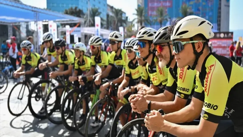 Asperox Bike Pedia Racing Team: Meslekler farklı, hedef aynı