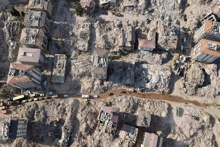 Deprem bölgesinde KOSGEB'e 30 bin 723 başvuru haberinin görseli