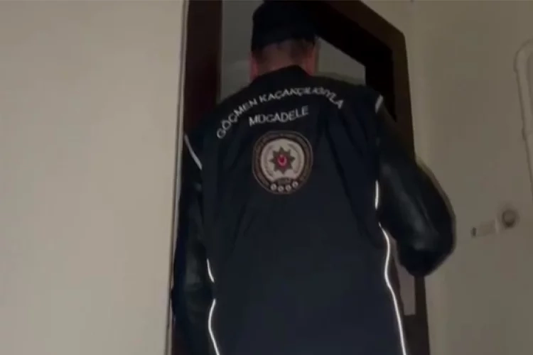 Göçmen kaçakçılığındaki kirli çarkın şifreleri çözüldü haberinin görseli