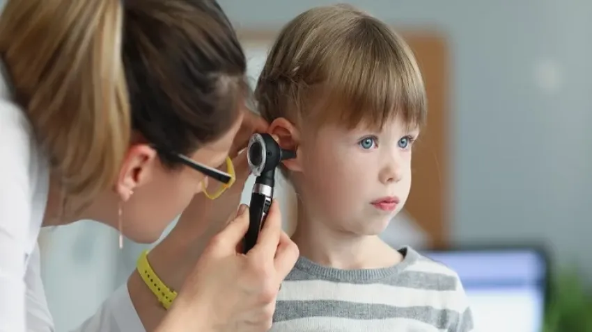 Çocuklarda işitme kaybı dikkat eksiliği ile karıştırılıyor! haberinin görseli