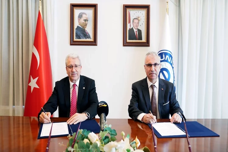 Ege Üniversitesinden, Orman Genel Müdürlüğüne 2 bin fidan bağışı haberinin görseli