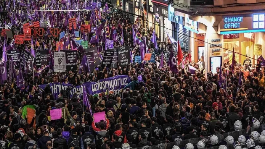 SES Eşitlik ve Dayanışma Derneği platformundan yeni podcast haberinin görseli