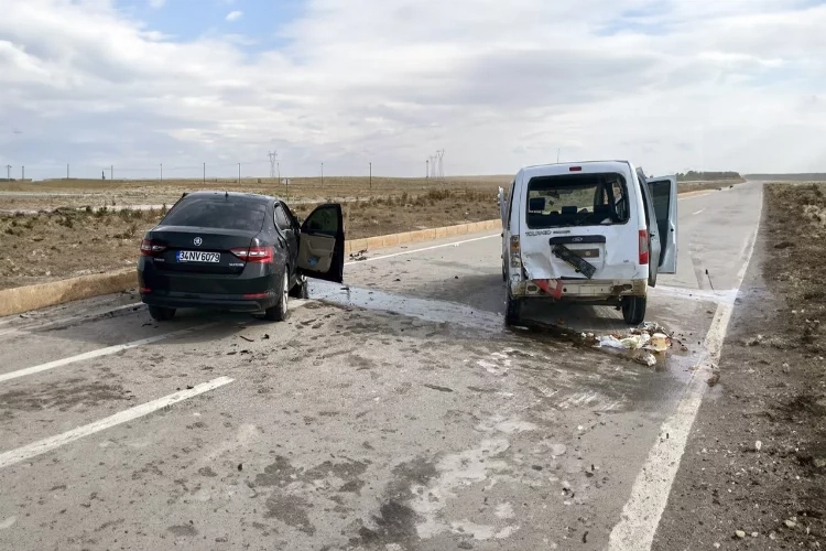 Afyonkarahisar’da feci kaza: 1'i çocuk 4 kişi yaralandı!