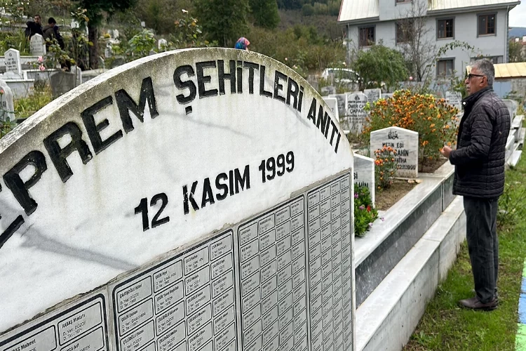 Düzce depreminin üzerinden yıllar geçti ama acılar hala taze haberinin görseli