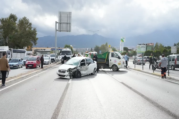 Karşı şeride geçen araç dehşet saçtı: Çok sayıda yaralı var