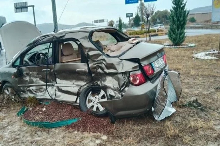 Kırkağaç’ta feci trafik kazası: 1 ölü