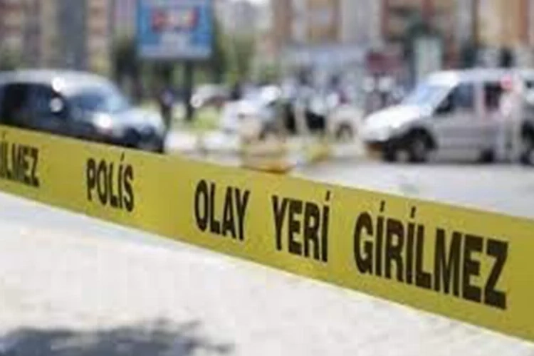 İzmir’de çıkmaz sokakta kurşun yağmuru! haberinin görseli