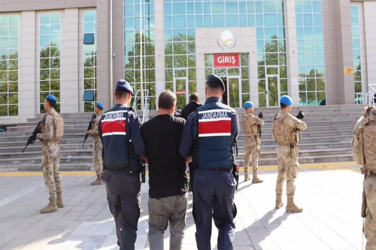 Terör örgütlerine yönelik operasyonda 255 şüpheli yakalandı haberinin görseli