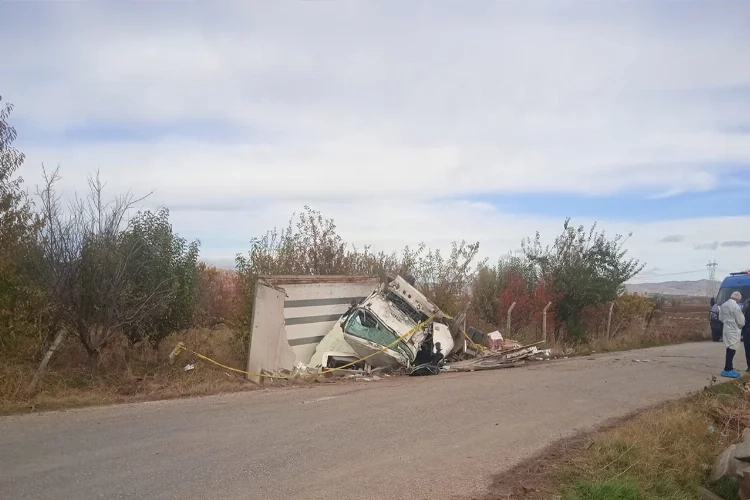 Afyonkarahisar’da feci kaza: Çok sayıda ölü ve yaralı var