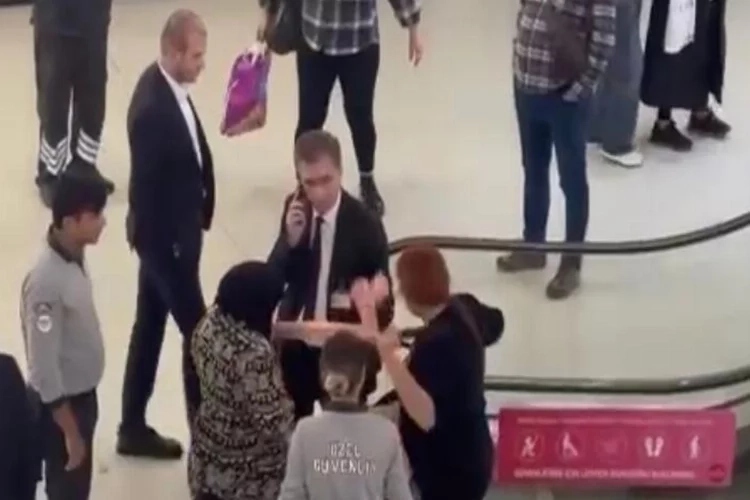 İstanbul’da hırsızlar AVM’yi birbirine kattı haberinin görseli