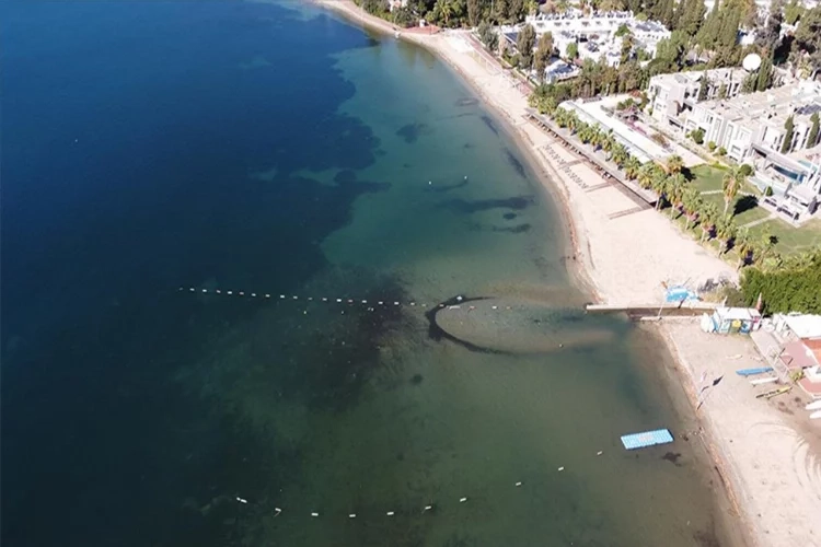 Muğla’da yağış sonrası denizin rengi değişti