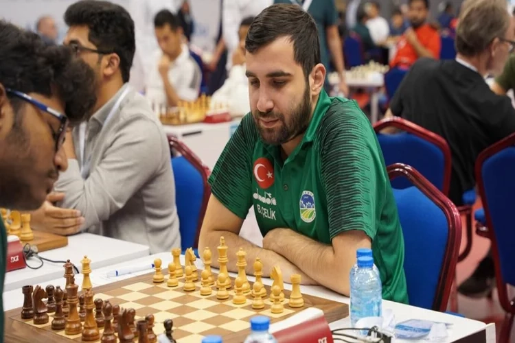 Akıl sporu satrançta dünya başarısı kazandı haberinin görseli