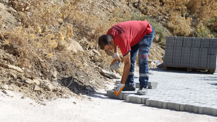 Efemçukuru Kilit Parke İle Döşendi (3)