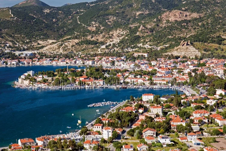 ŞPO İzmir Şubesi Ekoköy’e karşı: Ekolojik alanlar kooperatif yolu ile parçalanmakta!