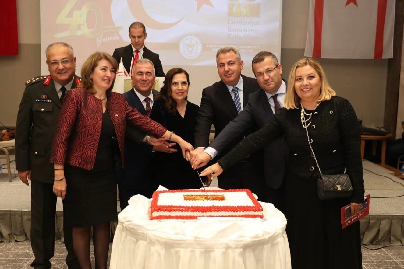 KKTC'nin 40. kuruluş yıldönümü İzmir'de kutlandı haberinin görseli