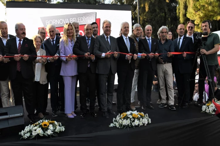 Bornova İstihdam Fuarı'nda büyük bir dayanışma