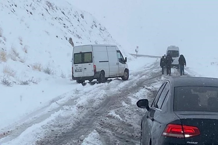 Van, Bitlis ve Muş beyaza büründü