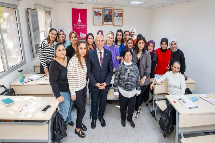 Masal Evi çocuklarından Başkan Tunç Soyer’e sürpriz haberinin görseli