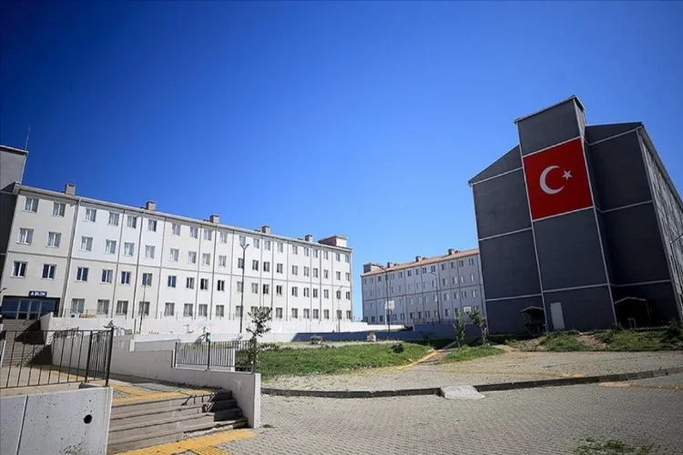 Üniversite öğrencilerinden imza kampanyası: Yaşamak İstiyoruz! haberinin görseli