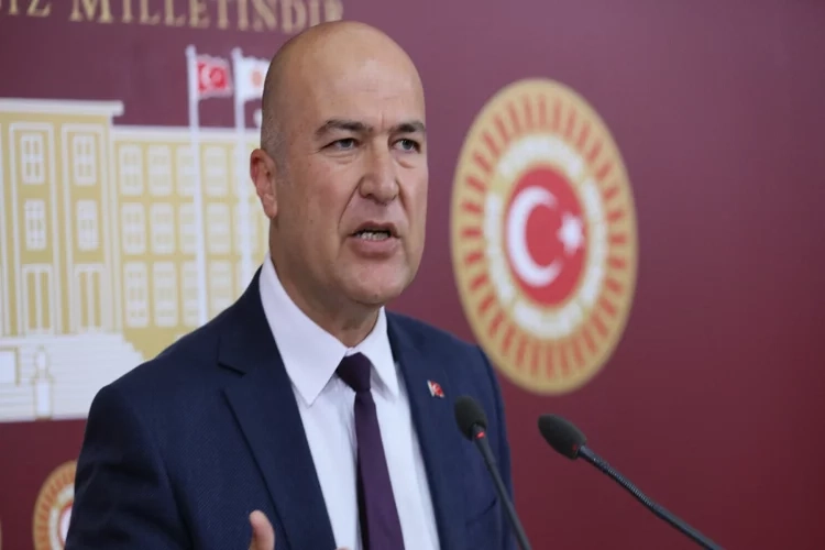 CHP’li Murat Bakan, Ali Yerlikaya’nın İzmir ziyaretini değerlendirdi haberinin görseli