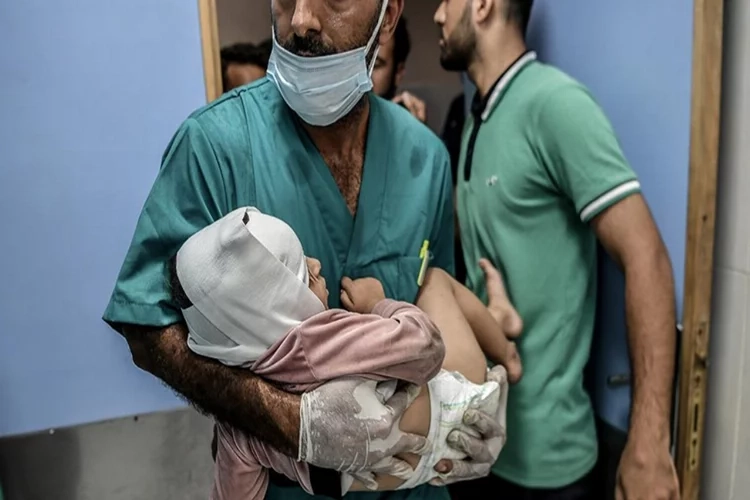 Gazze’de saatte ortalama 6 çocuk ölüyor haberinin görseli