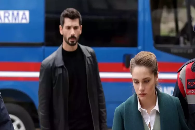 Hudutsuz Sevda 9. Bölüm Fragmanı Yayınlandı! Bu hafta neler olacak? haberinin görseli