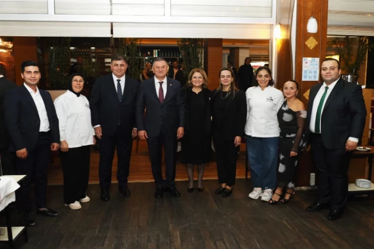 Karşıyaka’dan Hatay’a yardım köprüsü... Yaralar sarılıyor haberinin görseli