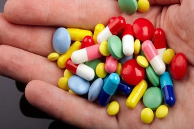 Antibiyotikler virüse etki eder mi? haberinin görseli