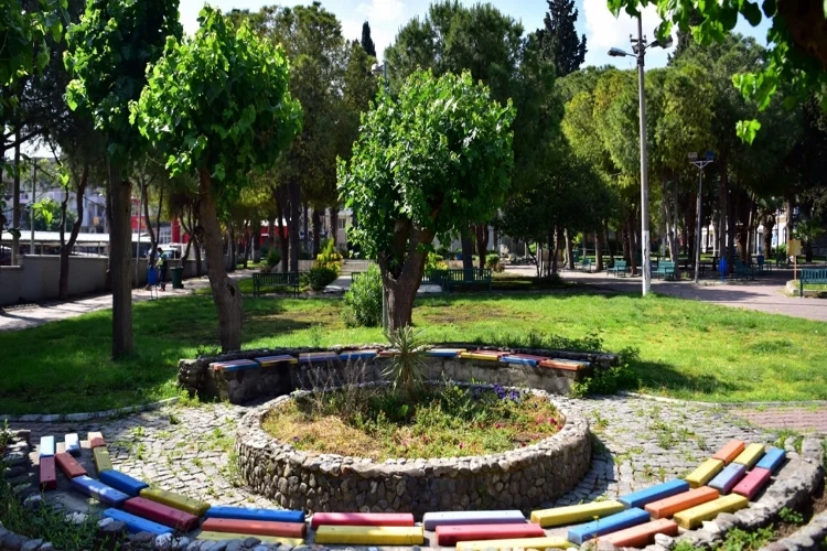 Bornova’da yeşil alan sayısı artıyor haberinin görseli