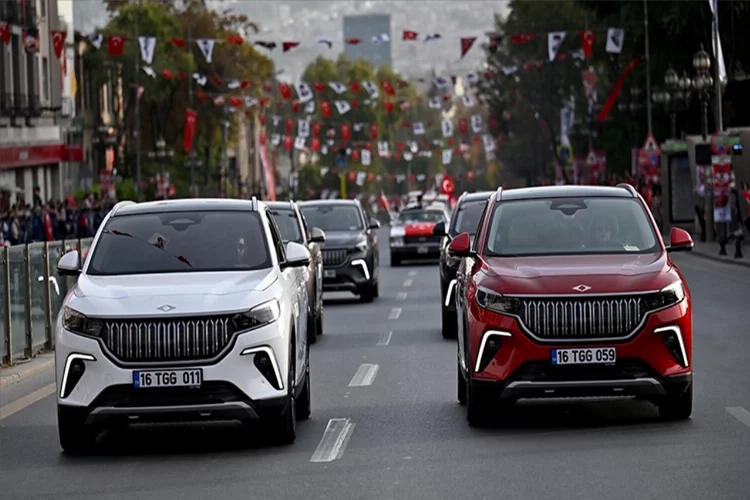 Ekimde trafiğe kaydı yapılan 9 otomobilden 1'i elektrikli haberinin görseli
