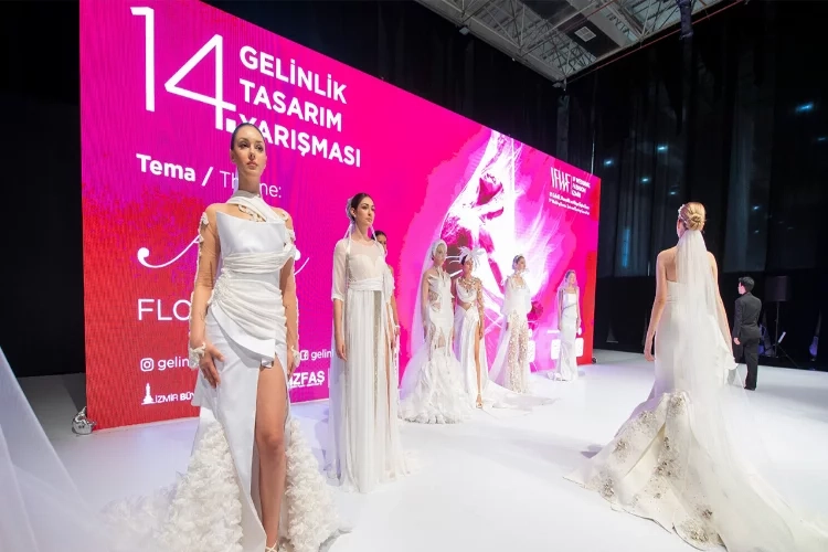 İzmir'de moda şöleni: IF Wedding Fashion İzmir başladı haberinin görseli