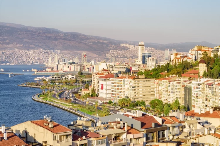 Başkan Soyer’in vatandaştaki karşılığı… Başarılı mı başarısız mı? haberinin görseli