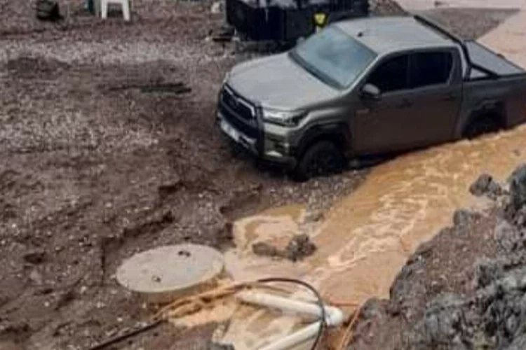 Muğla'da denize sıfır kanalizasyon ortaya çıktı haberinin görseli