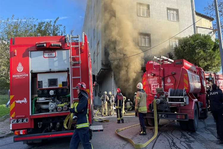 Sünger deposunda yangın paniği haberinin görseli