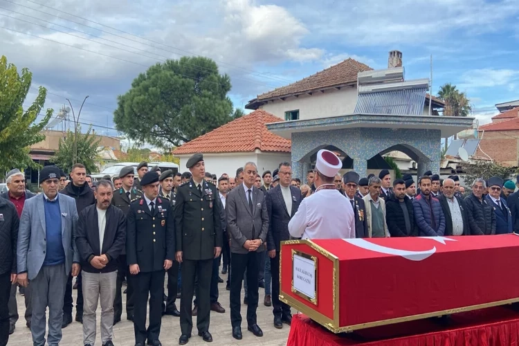 Kore gazisi için askeri tören düzenlendi