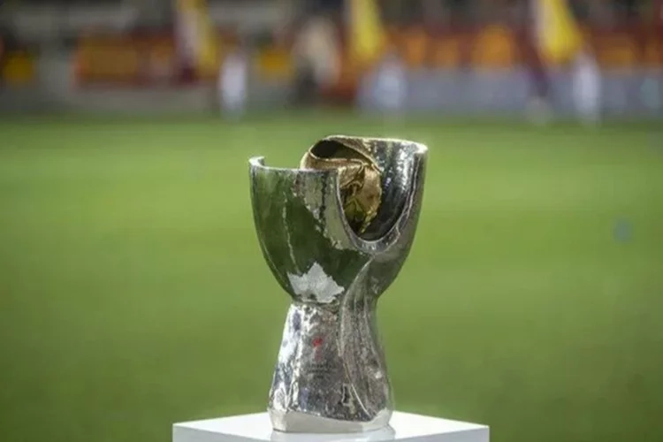TFF: Süper Kupa Suudi Arabistan'da oynanacak haberinin görseli