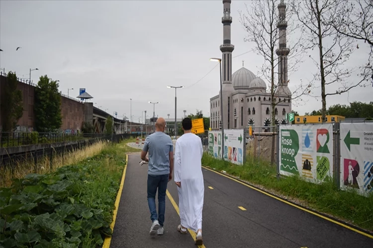 Hollanda'da Müslümanlar endişeli haberinin görseli