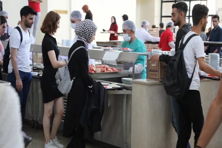 KYK yurtlarında kriz devam ediyor… Öğrencilerin zehirlendiği iddia edildi! haberinin görseli